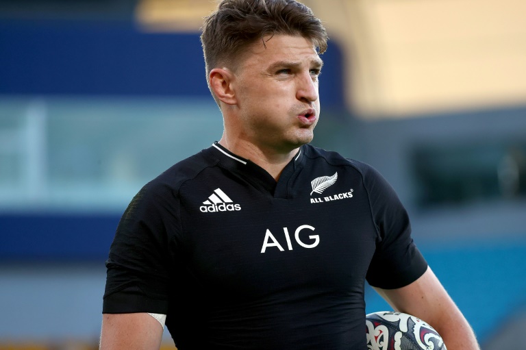 All Blacks superstar Barrett suffers another head injury