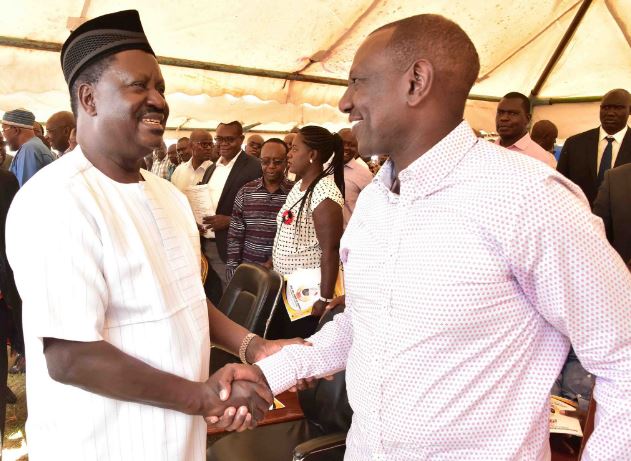 Ruto and Raila trade barbs over DP's 'Kazi ni Kazi' slogan » Capital News