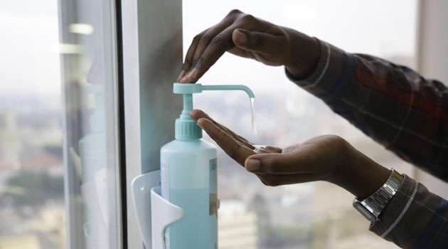 hoW thugs used free hand sanitiser to rob me, Nairobi woman says » Capital News