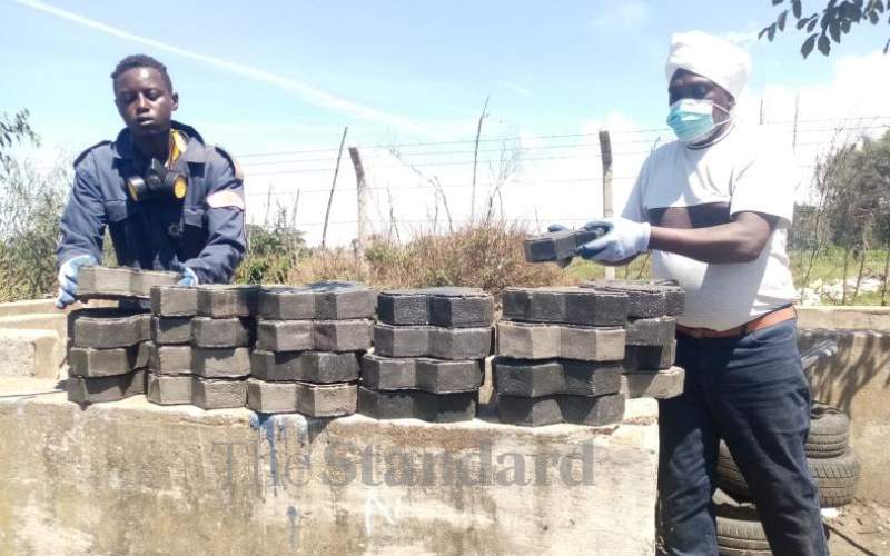 Turning plastic waste into cabro blocks