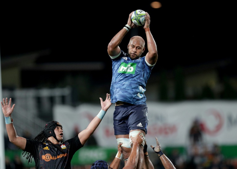 Papali'i, Sotutu keep Blues winning streak alive