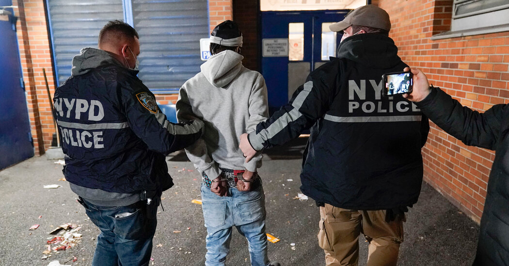 17 Charged as Brooklyn Gang Alliance Is Linked to 4 Deadly Shootings