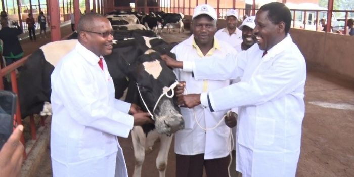 Uhuru Delivers Gifts to Burundi President Nearly a Year Later