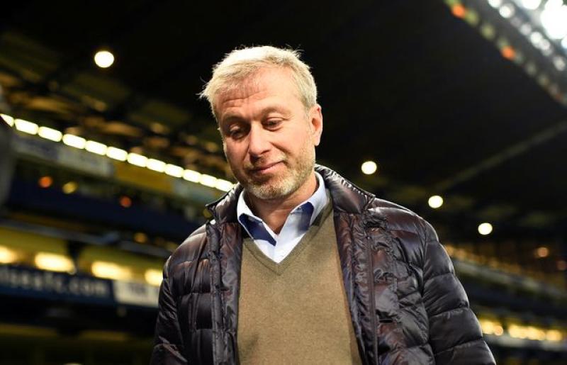 Deadline approaching as bidders assemble to take Chelsea from Abramovich : The standard Sports