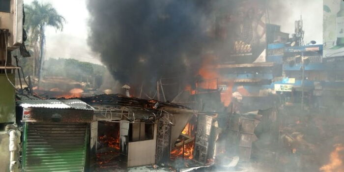 Fire Breaks Out Near Supermarket After LPG Gas Explodes [VIDEO]