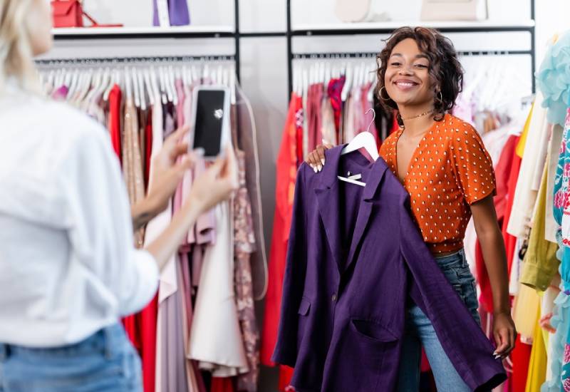 Four reasons Kenyans prefer physical shopping Eve woman