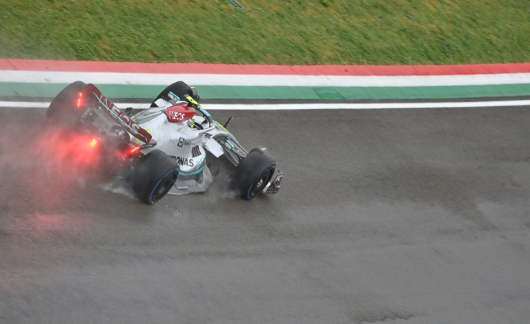 Mercedes boss so frustrated he wants 'to strangle' himself