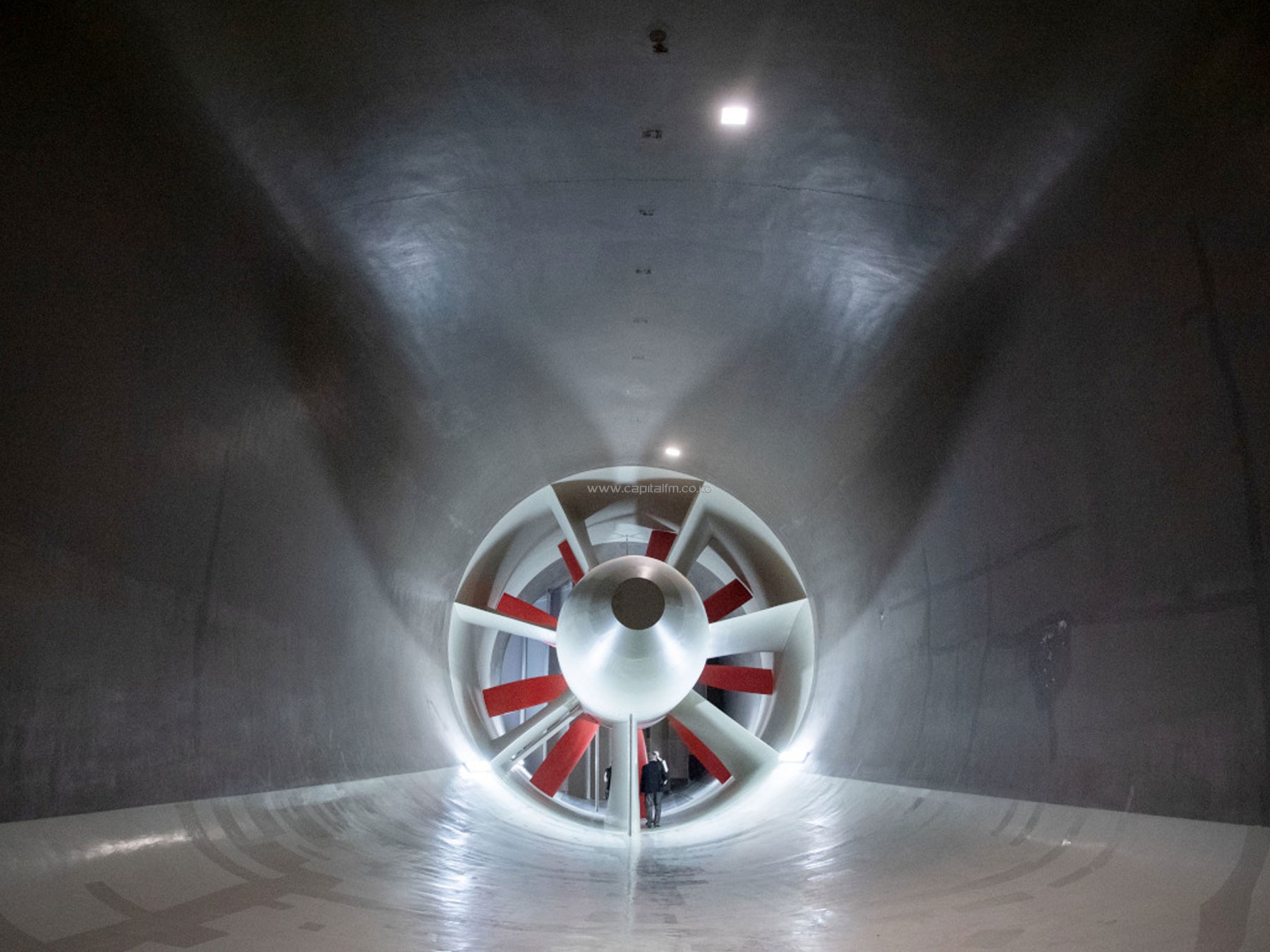 McLaren aiming to resume wind tunnel construction