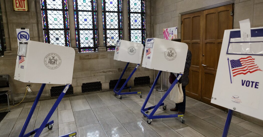 Judge Tosses New York District Lines