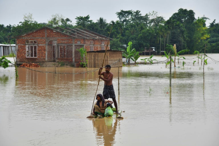 Bangladesh floods recede but millions still marooned » Capital News
