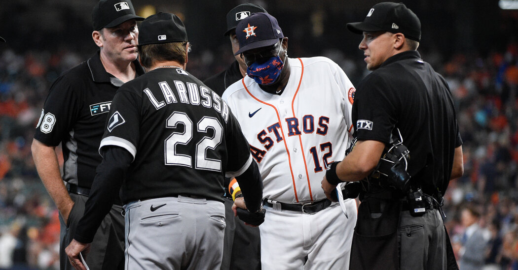 Tony La Russa and Dusty Baker Have a History. Now They Meet Again.