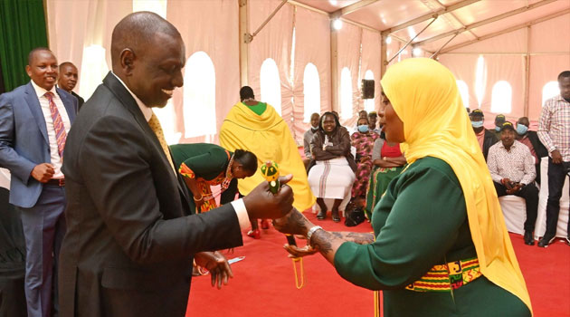 Ruto sells agenda to Maa opinion leaders, says Raila lacks track record » Capital News