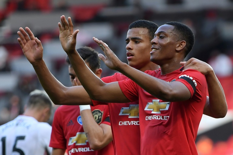 Man Utd make top four move, Liverpool lie in wait