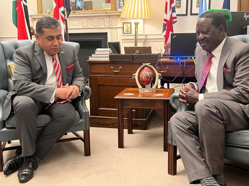 Raila predicts tonight’s Arsenal vs Liverpool outcome- reveals why he ditched Man United for Gunners : The standard Sports