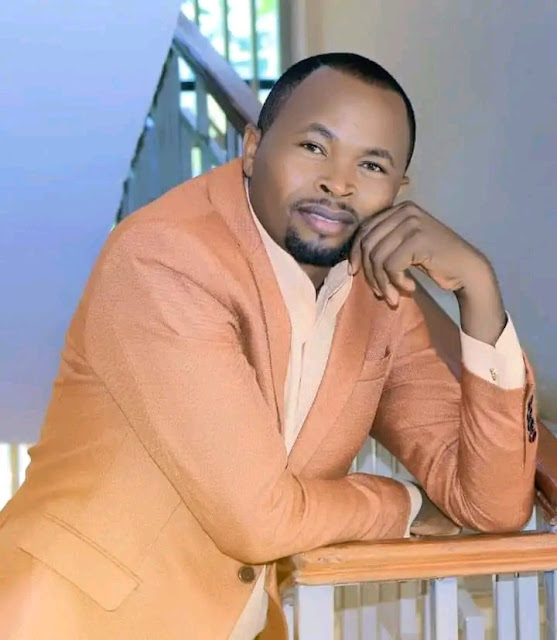 Mugithi and gospel artist Charles Kingori photo