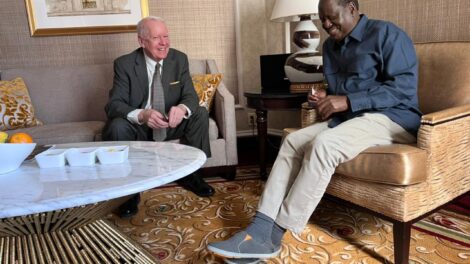 Raila cuts short US trip to attend Kibaki funeral