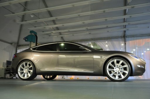 Elon Musk to hand over first 'made in Germany' Teslas