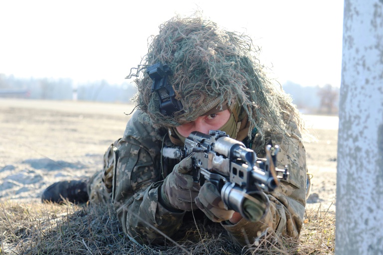 Putin to decide 'today' on recognising Ukraine rebel regions » Capital News