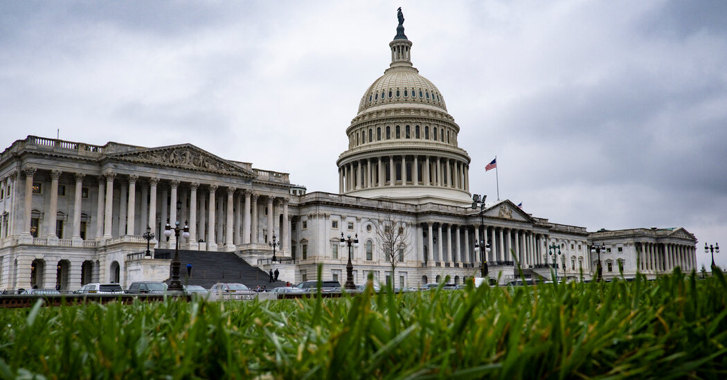 Congress Clears Bill to Allow Lending Arms to Ukraine