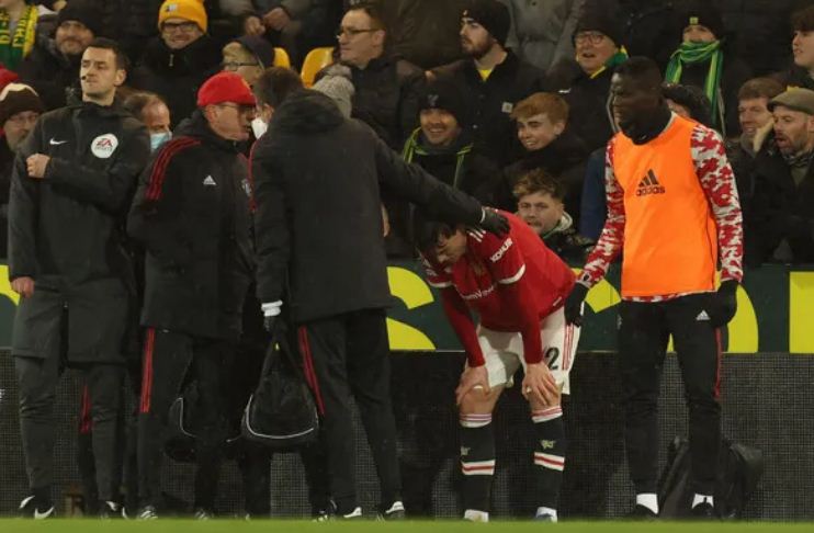 Man Utd's De Gea says Lindelof breathing issue left him worried : The standard Sports