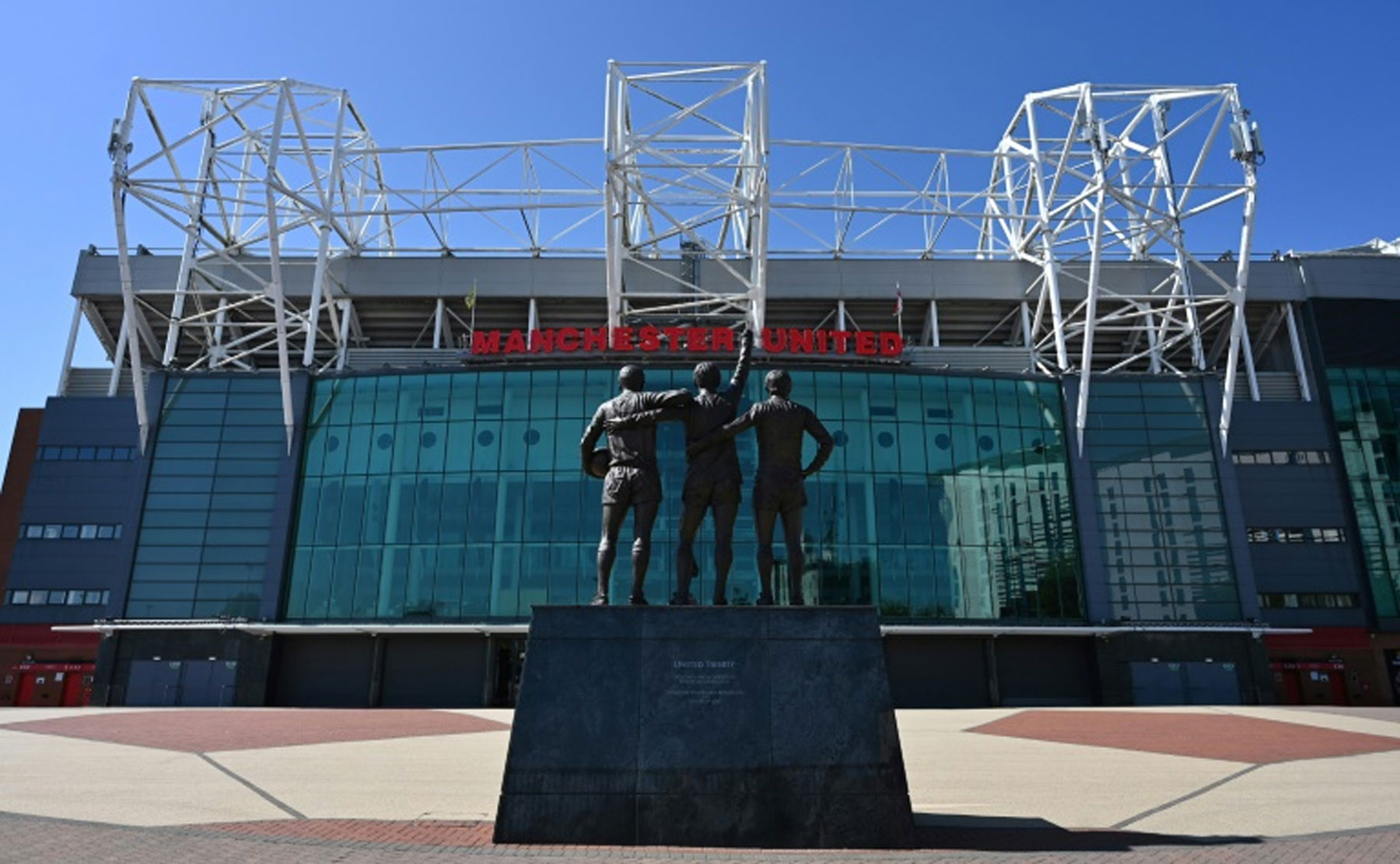 Premier League clubs vote to resume contact training