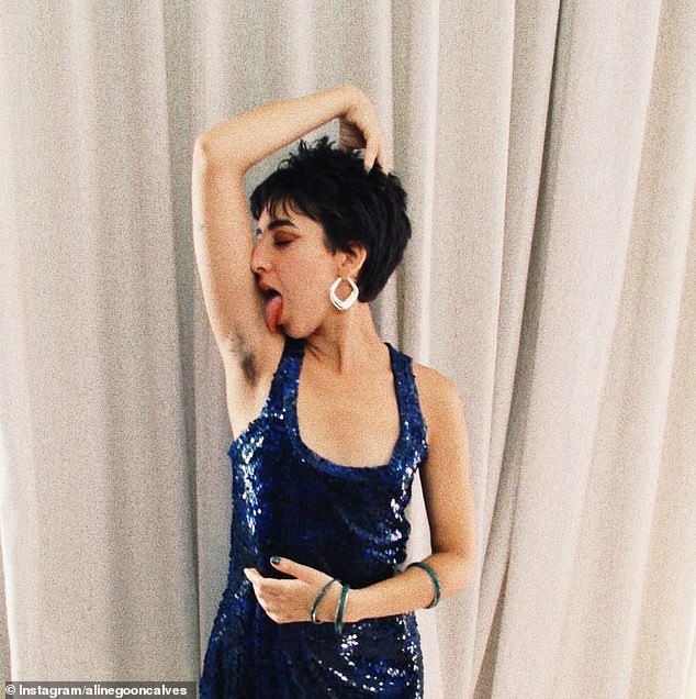 Hello JanuHAIRY! Women from around the world show off their unshaven armpits