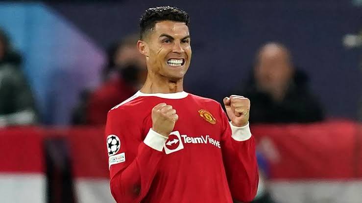Barca and Man Utd face off with arch rivals as Mozzartbet offers biggest odds!