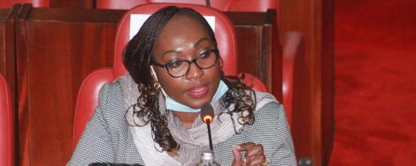 City Hall Announces 500 Vacancies