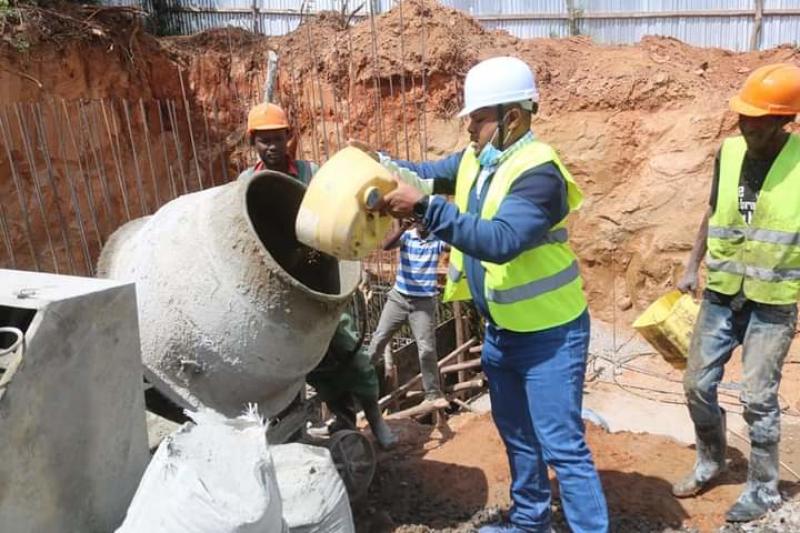 Building of Sh2b Taita Taveta road that stalled in 2017 starts