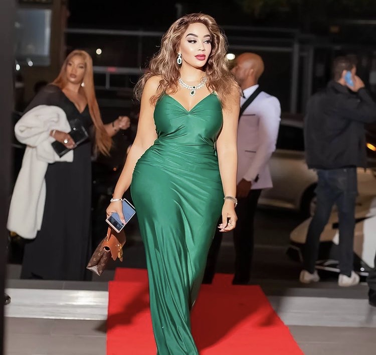 ‘Girl is glowing’ Zari Hassan on style makeover after bagging young boy-fling (Photos)