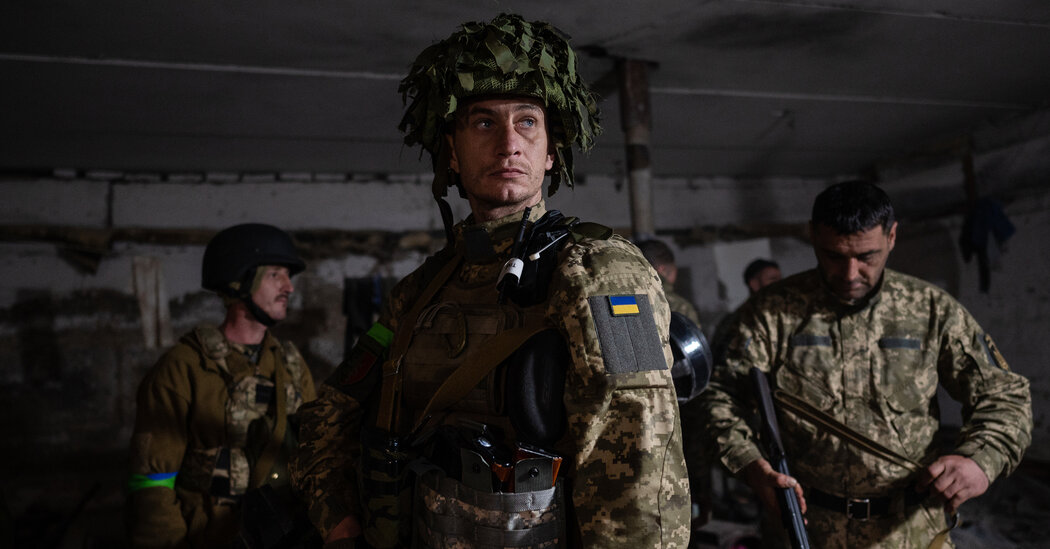 Ukrainians Fight Russian Troops Up Close Along the Eastern Front