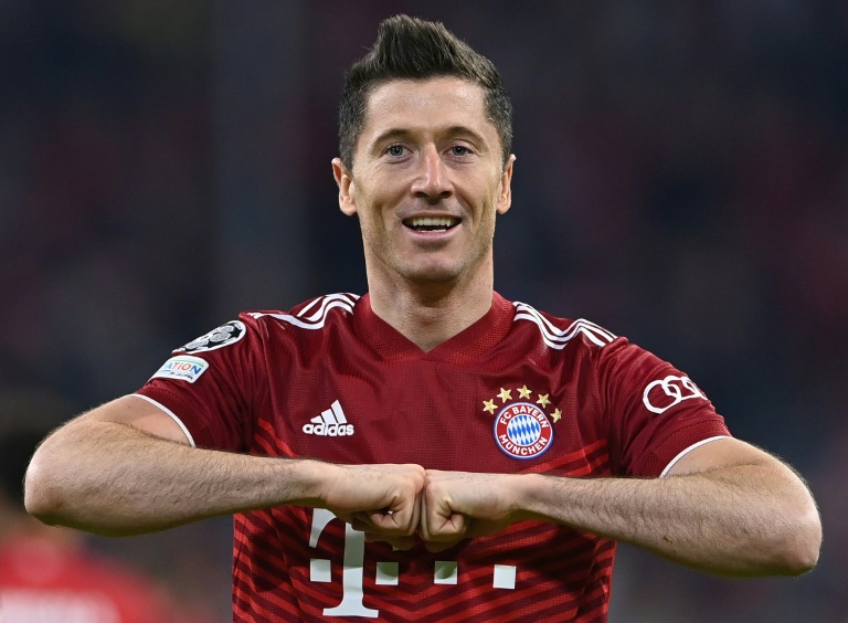 Lewandowski reportedly turns down Bayern contract extension