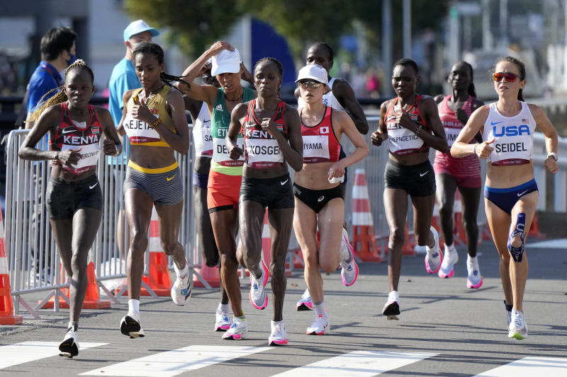 Big field parades ready for 2022 women Boston Marathon race : The standard Sports