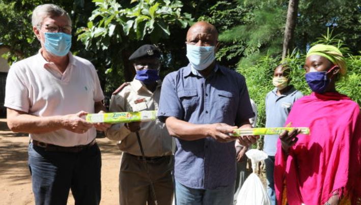 Kilifi fishermen get aid as catch decreases due to restrictions: The Standard