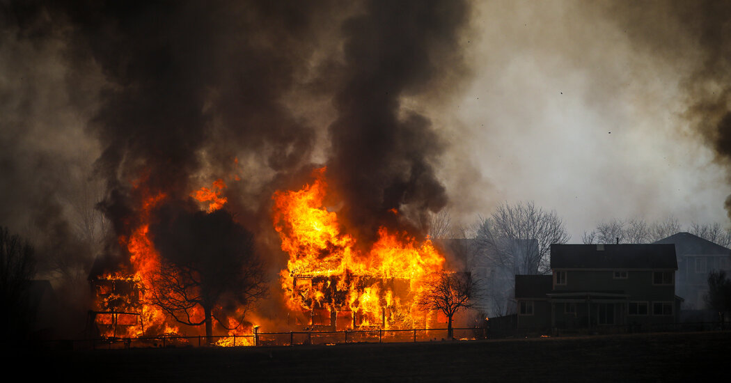 Colorado Fires Live Updates: Thousands Evacuated from Homes