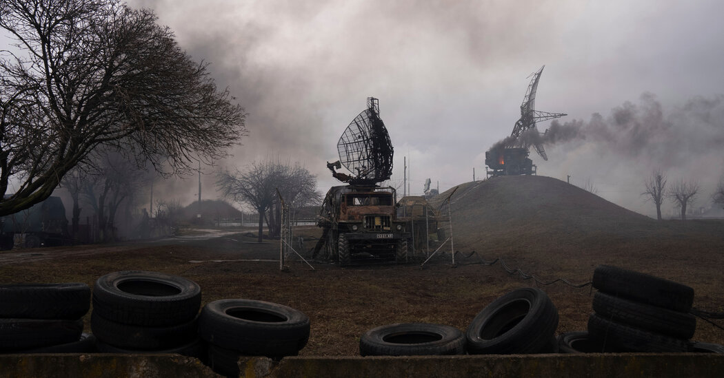 Live Updates: Explosions Shake Kyiv and Ukraine’s Second-Largest City