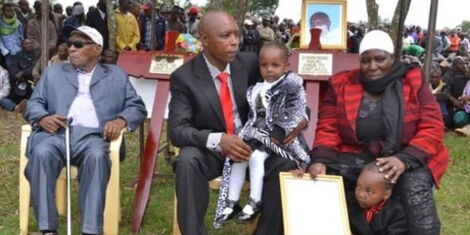 Former Mungiki leader Maina Njenga (centre) during the burial of his second wife Melisa Wairimu. She was killed in 2014, 5 years after Virginia Nyakio's brutal murder 