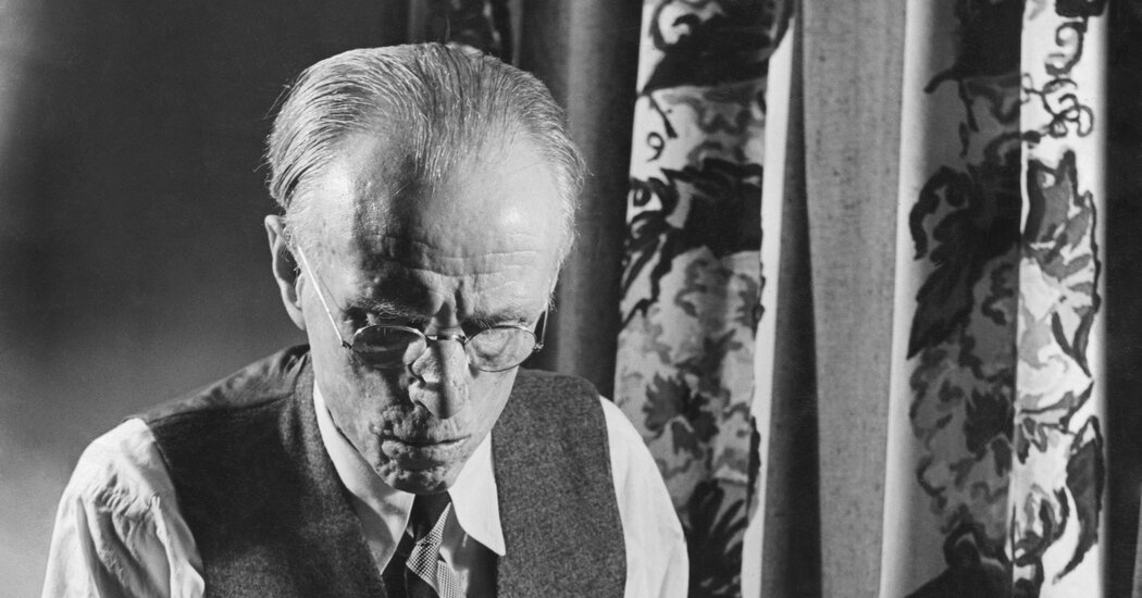 The Novelist Who Saw Middle America as It Really Was