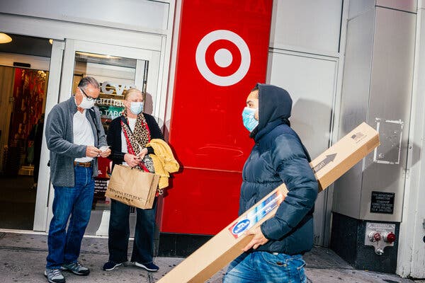 Shoppers in New York City on Wednesday. Consumer demand and supply chain snarls are keeping inflation elevated.