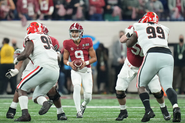 Alabama vs. Georgia National Championship Live Updates: Tide Strike First