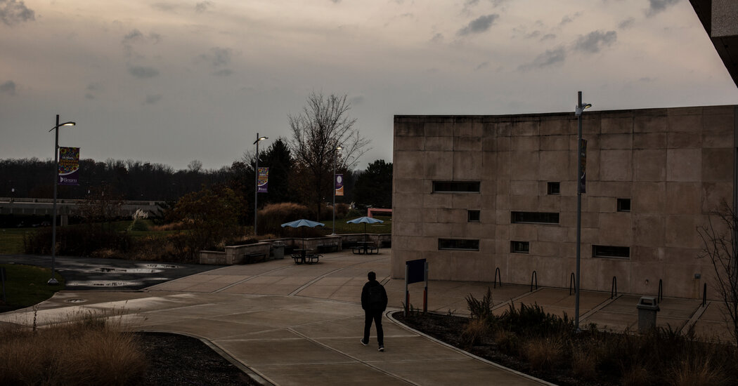 Colleges Fear Mental Health Crisis Amid Covid Surge