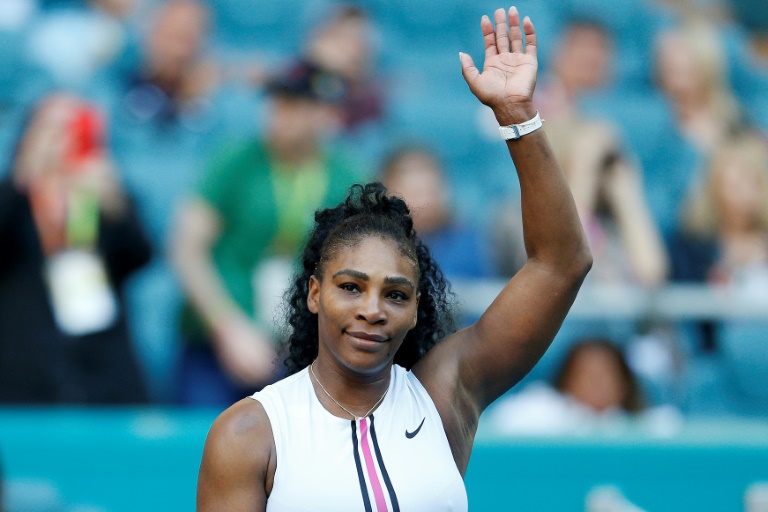Serena withdraws from Miami Open with knee injury