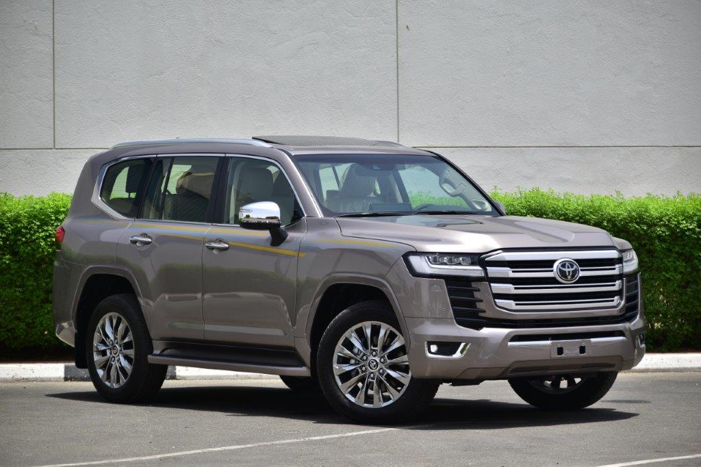 Rich Kenyans scramble for new Sh. 23m Landcruiser 'V8'. All units sell out