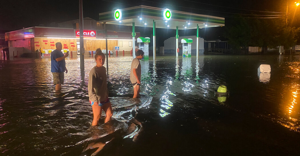 Isaias Live Updates: Fires, Flooding and Tornadoes as Storm Charges North