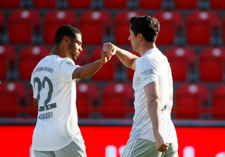Leaders Bayern brush Union aside on Bundesliga return