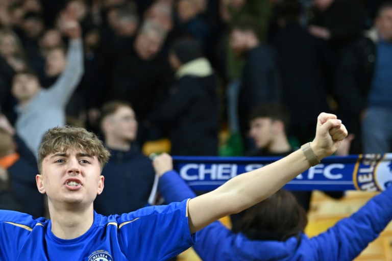 Chelsea gripped by uncertainty as Abramovich sanctions bite