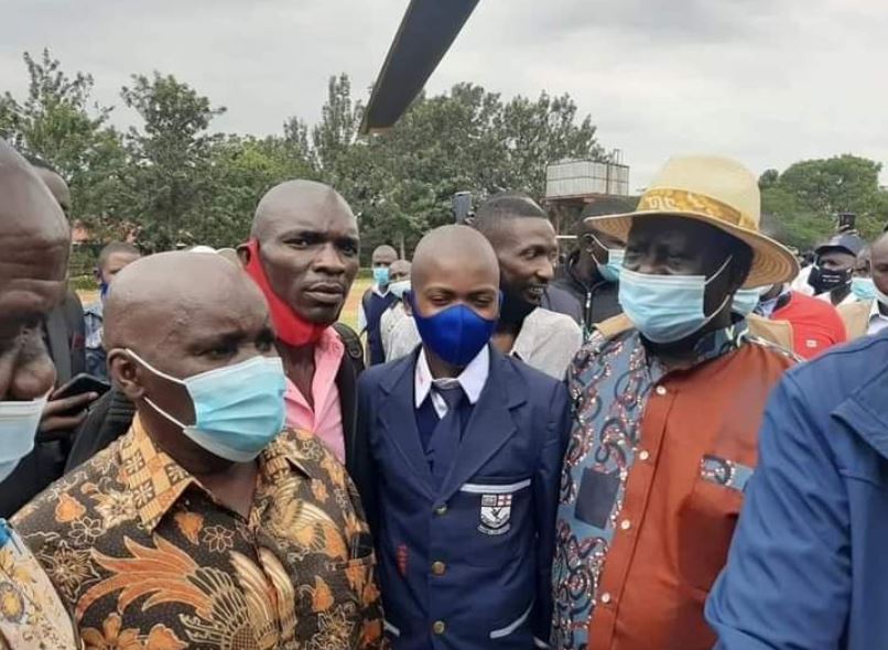 Form One Student Flies in Raila Chopper To School – VIDEO