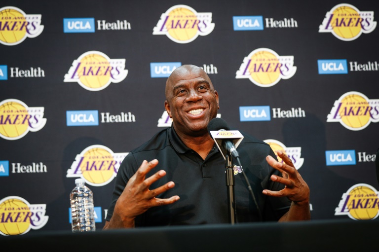 Magic Johnson steps down as LA Lakers chief