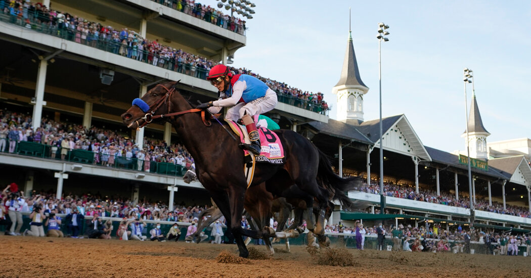 Medina Spirit, an Embattled Kentucky Derby Winner, Dies During a Workout