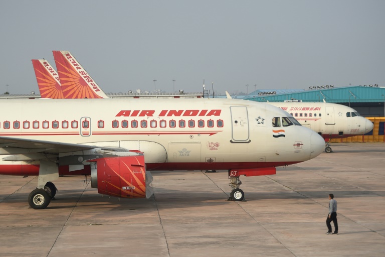 At least 14 dead as India airliner crashes on landing » Capital News